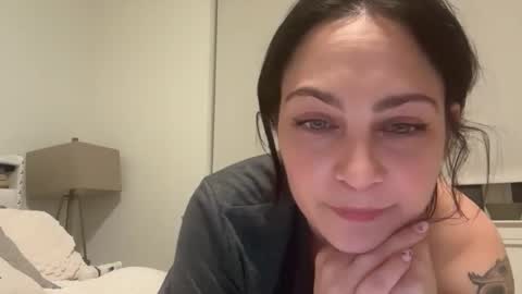 ggstrawberries online show from 24, 3, 2026