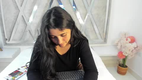 Danna Astrom online show from 10, 3, 2025