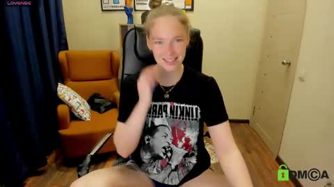 Sweety online show from 30, 4, 2026