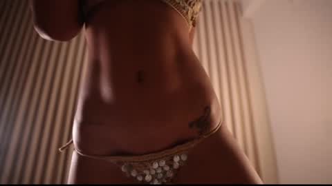Snapshot of gia_curly chatting on 3, 6, 2026 Leo online show from 3, 6, 2026