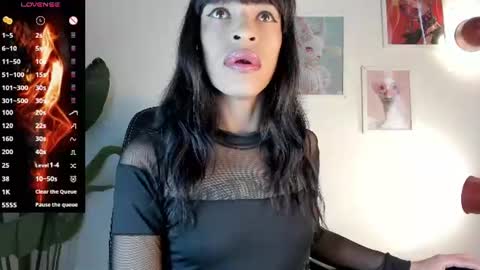 Gia  Please help me with your thumbs up its important   online show from 4, 8, 2026
