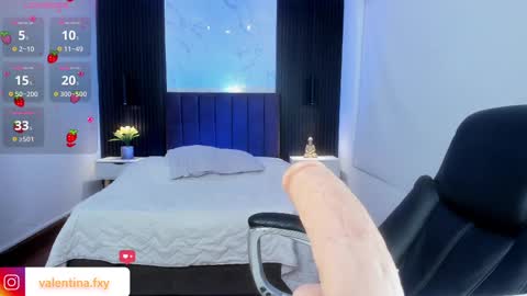 Gia online show from 8, 3, 2025