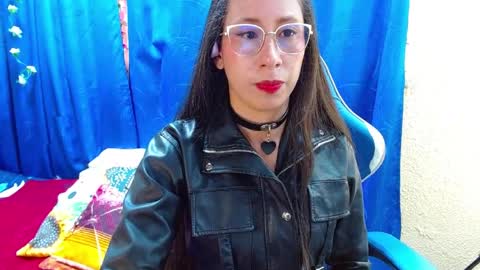 Gia  online show from 9, 4, 2026