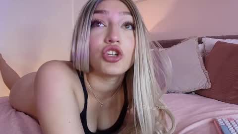 Gia online show from 17, 2, 2025