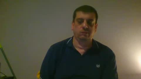 Snapshot of giaco1982 chatting on 3, 11, 2025 samuel online show from 3, 11, 2025