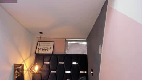 G I A  FOX online show from 10, 10, 2025