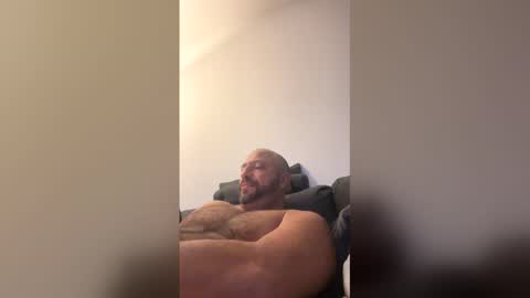 gianloveumore online show from 11, 4, 2026