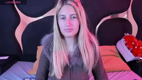 Snapshot of giaroussel chatting on 14, 2, 2026 GiaRoussel online show from 14, 2, 2026