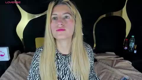 Snapshot of giaroussel chatting on 23, 2, 2026 GiaRoussel online show from 23, 2, 2026