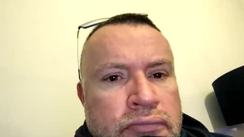 Snapshot of giddyup2222222 chatting on 14, 12, 2025 giddyup2222222 online show from 14, 12, 2025