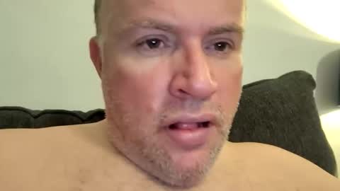 Snapshot of giddyup2222222 chatting on 22, 12, 2025 giddyup2222222 online show from 22, 12, 2025