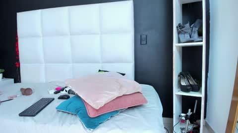 Gigi  online show from 2, 4, 2026