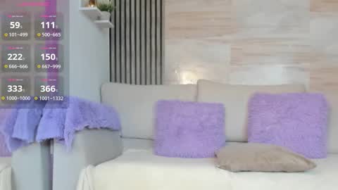 Snapshot of gigi_mane chatting on 23, 11, 2025 gigi_mane online show from 23, 11, 2025