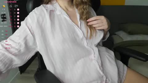 Snapshot of gigihadd chatting on 11, 3, 2025 gigihadd online show from 11, 3, 2025