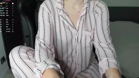 Snapshot of gigihadd chatting on 25, 10, 2025 gigihadd online show from 25, 10, 2025