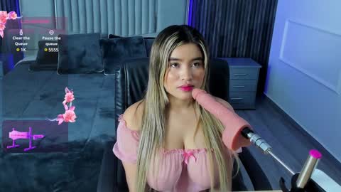 Gigi Doll online show from 27, 1, 2025