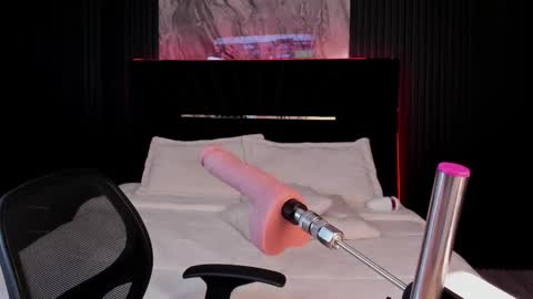 Gigi Doll online show from 11, 2, 2025