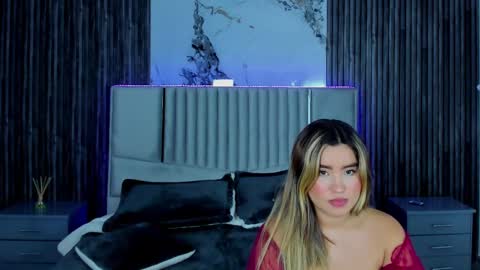 Gigi Doll online show from 26, 2, 2025