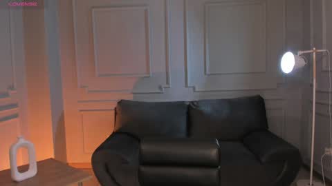 Snapshot of gigilee_ chatting on 20, 1, 2025 GIGI online show from 20, 1, 2025