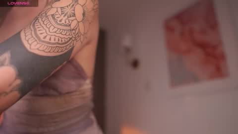 Snapshot of gigilee_ chatting on 14, 9, 2025 GIGI online show from 14, 9, 2025