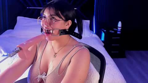 giia online show from 5, 3, 2025