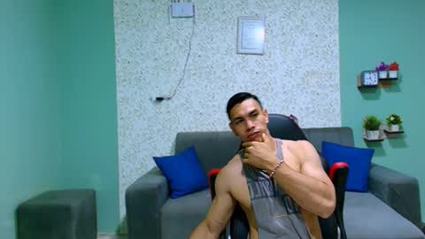 GILBERT online show from 2, 3, 2025