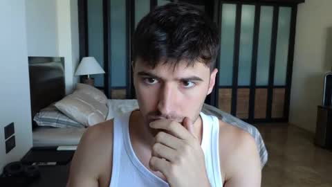 gilbertogonzales online show from 1, 12, 2025