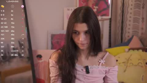 Mia online show from 2, 2, 2026