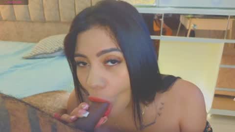 Snapshot of gina_akemi chatting on 15, 10, 2025 O GINA AND AKEMI online show from 15, 10, 2025