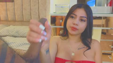 Snapshot of gina_akemi chatting on 21, 10, 2025 O GINA AND AKEMI online show from 21, 10, 2025