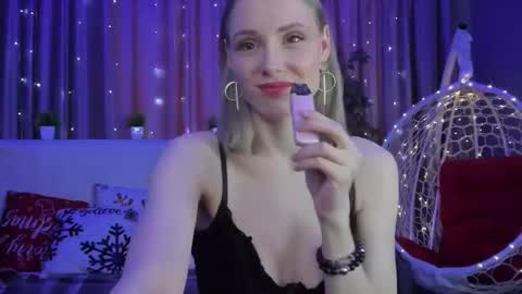 Gina online show from 10, 3, 2026