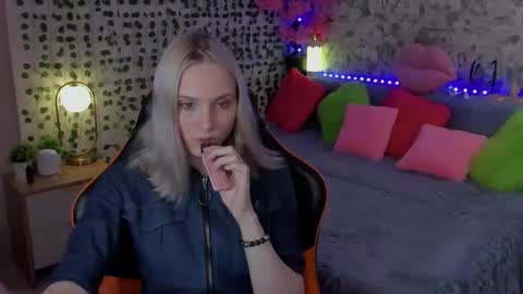 Gina online show from 10, 5, 2026