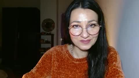 Snapshot of ginaoneon chatting on 4, 1, 2025 GinaONeon online show from 4, 1, 2025