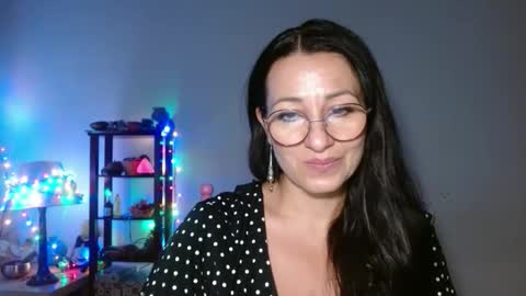 Snapshot of ginaoneon chatting on 4, 10, 2025 GinaONeon online show from 4, 10, 2025
