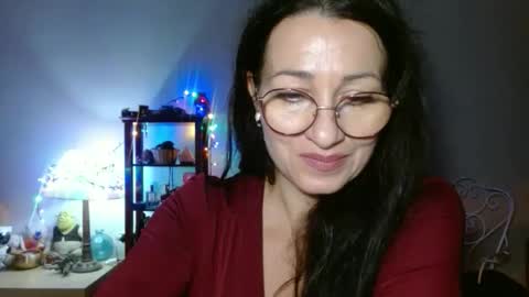 Snapshot of ginaoneon chatting on 5, 12, 2025 GinaONeon online show from 5, 12, 2025