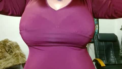 GinaONeon online show from 23, 4, 2026
