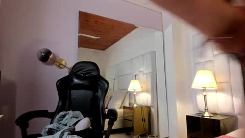 Snapshot of ginebra_ness chatting on 16, 12, 2024 Ginebra Ness online show from 16, 12, 2024