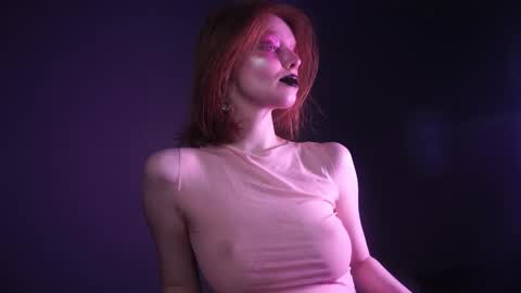        im expecting 350 thumbs up on my altar   online show from 19, 2, 2025