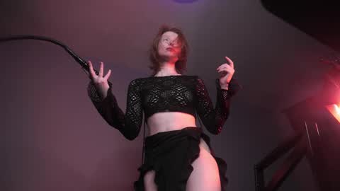        im expecting 350 thumbs up on my altar   online show from 22, 2, 2025