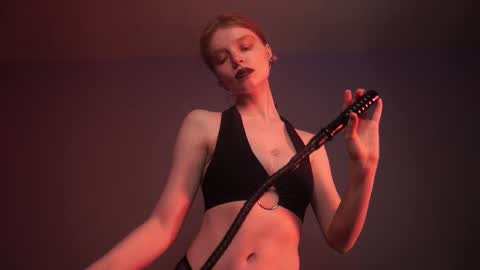        im expecting 350 thumbs up on my altar   online show from 22, 2, 2025