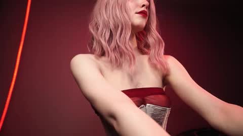        im expecting 350 thumbs up on my altar   online show from 13, 3, 2026