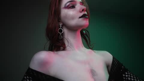        im expecting 350 thumbs up on my altar   online show from 23, 4, 2026