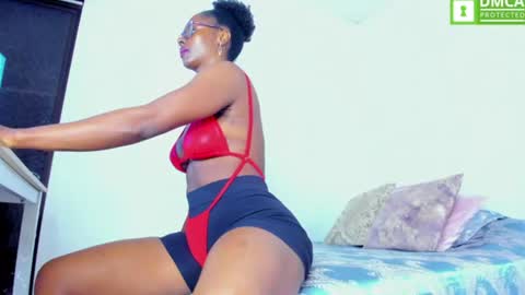 Snapshot of ginger_smil chatting on 28, 7, 2026 Diana online show from 28, 7, 2026