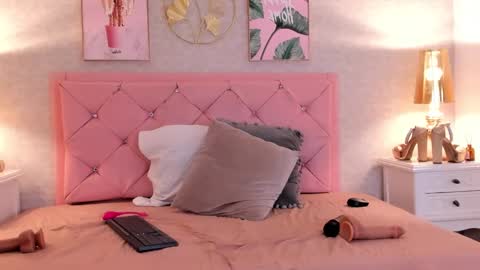 Snapshot of ginger_violetta chatting on 15, 1, 2025 Ginger online show from 15, 1, 2025