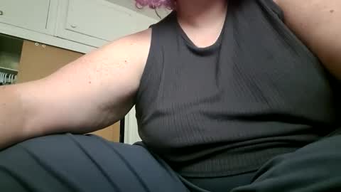 Snapshot of gingerlybits chatting on 26, 11, 2025 Gingerlybits online show from 26, 11, 2025