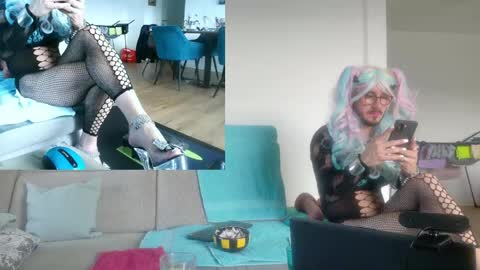 Snapshot of gingerpink1911 chatting on 8, 5, 2026 GingerPink online show from 8, 5, 2026