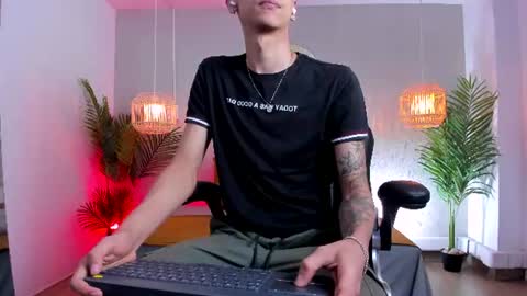 Snapshot of gio_carangi chatting on 30, 6, 2026 Gio Carangi online show from 30, 6, 2026