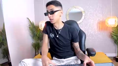 Snapshot of gio_carangi chatting on 4, 8, 2026 Gio Carangi online show from 4, 8, 2026