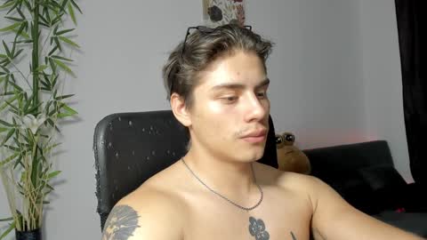 Snapshot of gio_russo chatting on 11, 1, 2025 GioRusso online show from 11, 1, 2025