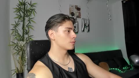 Snapshot of gio_russo chatting on 17, 1, 2025 GioRusso online show from 17, 1, 2025